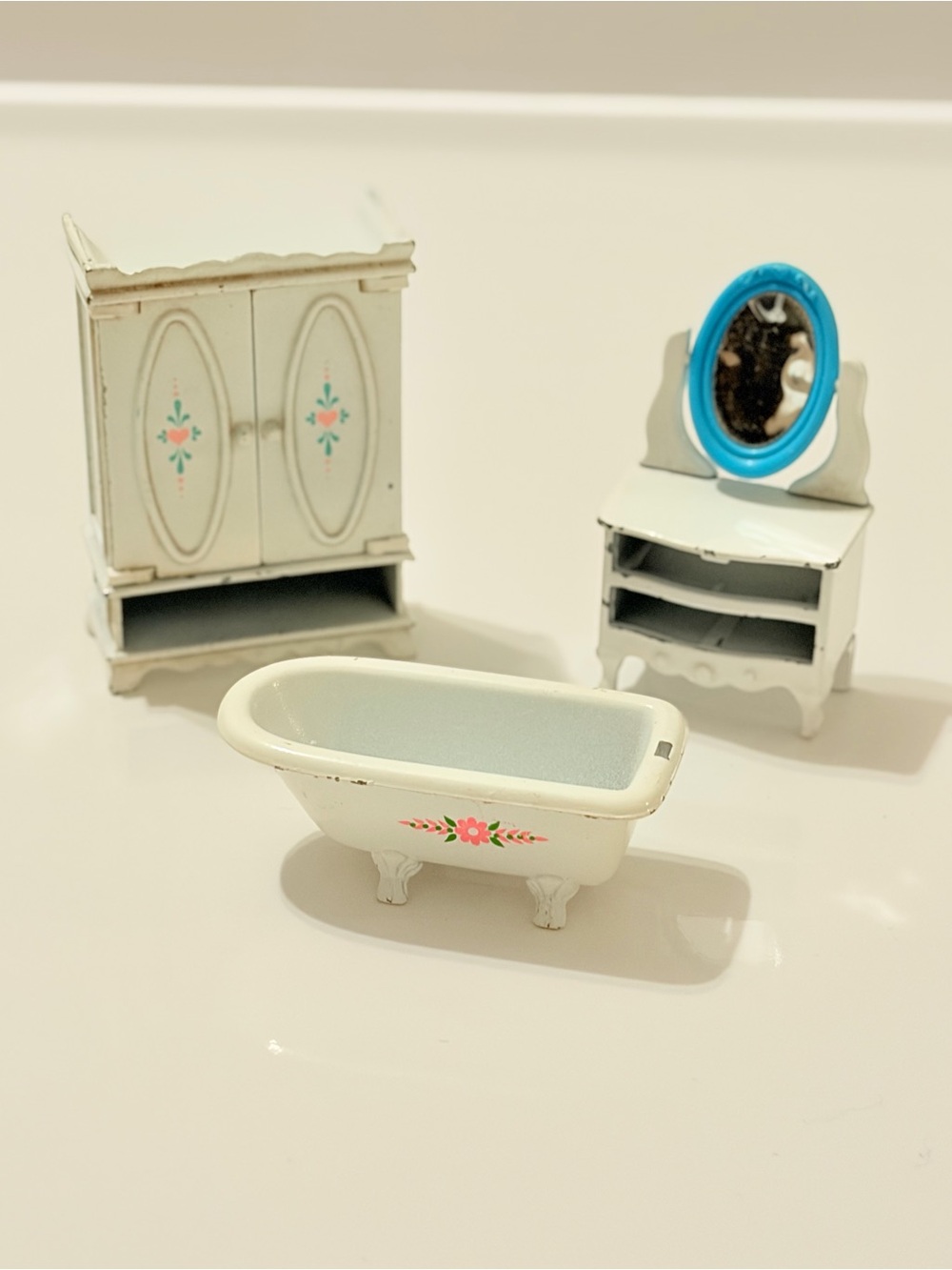 Vintage Mattel “The Littles” Die-cast Metal Doll Furniture 1:24 1980 Incomplete